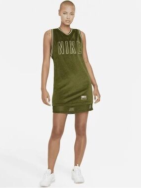 Nike Women's Serena Design Crew Tennis Jersey Dress